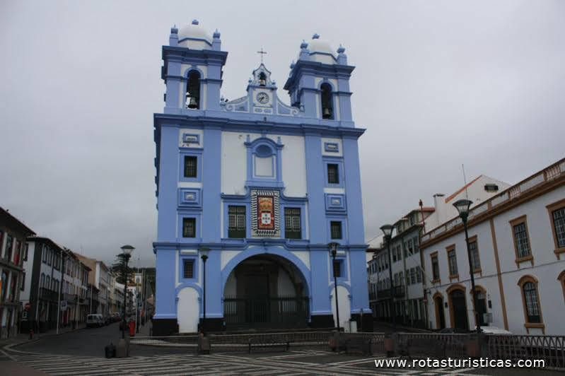 Casa De Hospedes Isaias أنغرا دو إِراويزو المظهر الخارجي الصورة